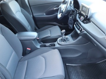 Hyundai i30 III Hatchback 1.0 T-GDI 120KM 2017 Hyundai i30 1.0 T-GDI, Klima, Tempomat, zdjęcie 8