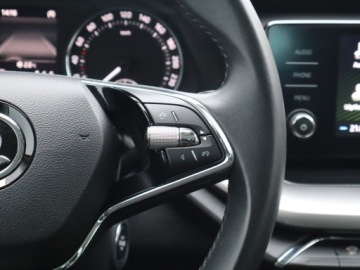 Skoda Octavia IV Kombi 2.0 TDI 115KM 2022 Skoda Octavia 2.0 TDI, Salon Polska, zdjęcie 16