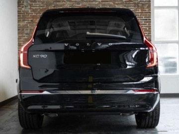 Volvo XC90 II 2026 2.0 B5 AWD Ultra Bright 7os (250 KM) Zintegrowany stopień boczny, zdjęcie 1