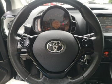 Toyota Aygo II Hatchback 5d 1.0 VVT-i 69KM 2014 Toyota Aygo 1.0 VVT-i 70KM # Klima # Kamera #, zdjęcie 16