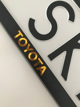 Рамка номерного знака Toyota / 2 шт.
