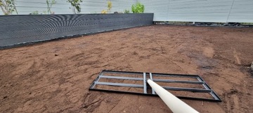 Ręczny niwelator terenu TRAWNIKA LEVEL RAKE MOCNY metal 120x30cm LEVELLAWN