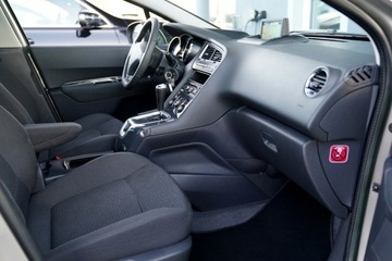 Peugeot 5008 I Minivan Facelifting 2.0 HDi 163KM 2015 Peugeot 5008 FELINE kamera SKÓRA nawi PANORAMA, zdjęcie 25