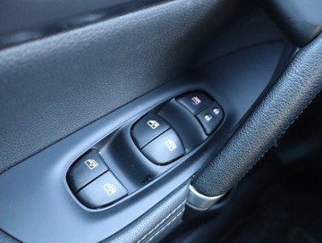 Nissan Qashqai II Crossover Facelifting 1.3DIG-T 140KM 2020 Nissan Qashqai 1.3 DIG-T, Salon Polska, zdjęcie 19