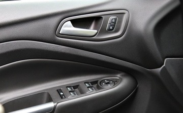 Ford Kuga II SUV Facelifting 1.5 EcoBoost 150KM 2017 Ford Kuga 1.5 i Tapicerka czesciowo skorzana Navi Gwaranacja 1 rok w ce, zdjęcie 23