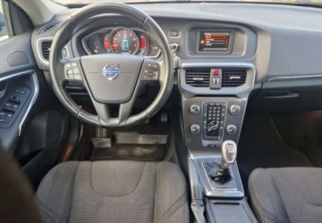 Volvo V40 II Hatchback 1.6 T2 120KM 2013 Volvo V40 1.6 benzyna Xenon Serwis ASO Led Klima 1.6 Benzyna 120KM, zdjęcie 31