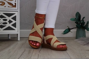 ЖЕНСКИЕ САНДАЛИИ НА РЕЗИНКЕ, ПЛОСКАЯ ПОДОШВА