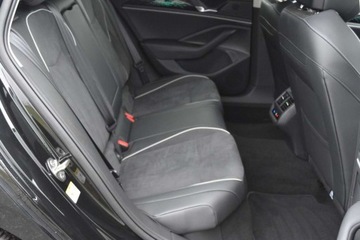 Volkswagen Passat B8 Variant Facelifting 2.0 TDI SCR 150KM 2024 Volkswagen Passat Variant 2.0TDI 150KM Elegance IQ.Drive HAK Masaz ACC Kam, zdjęcie 34