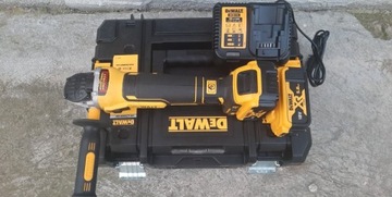 Угловая шлифовальная машина DeWalt DCG405NT 125 мм