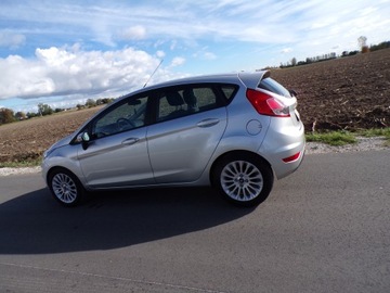 Ford Fiesta VII Hatchback 3d Facelifting 1.6 TDCi 95KM 2014 FORD FIEST 1.6 TDCI Z NIEMIEC ZAMIANA, zdjęcie 6