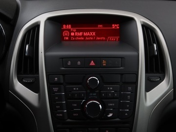 Opel Astra J Hatchback 5d Facelifting 1.6 Twinport ECOTEC 115KM 2013 Opel Astra 1.6 16V, Salon Polska, Serwis ASO, zdjęcie 11