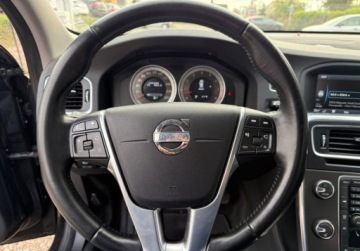 Volvo S60 II 2011 Volvo V60 FULL wersja, Automat, AWD, trzymanie pasa, City Safety, tryby ja, zdjęcie 25