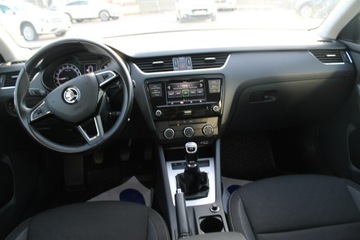 Skoda Octavia III Kombi Facelifting 1.6 TDI 115KM 2020 Škoda Octavia Skoda Octavia Ambition DSG F-Vat, zdjęcie 14