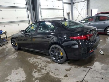 Alfa Romeo Giulia II Sedan Facelifting 2.0 Turbo 280KM 2020 Alfa Romeo Giulia 2.0 280 KM, 4x4, TI Sport (Veloce), Harman Kardon, lift,, zdjęcie 2