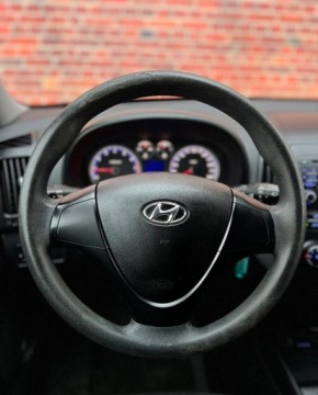 Hyundai i30 I Hatchback 1.4 109KM 2009 Hyundai i30 Klima Isofix Super stan Gwarancja w cenie Warszawa VRRJ 1.4, zdjęcie 5