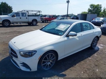 Mercedes Klasa E W213 2021 Mercedes-Benz Klasa E 350 2021 2.0l 2.0 Benzyna 255KM, zdjęcie 1