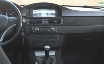 BMW Seria 3 E90-91-92-93 Touring E91 2.0 318i 143KM 2008 BMW Seria 3 BMW Seria 3 318i Edition Sport 2.0 Benzyna 143KM, zdjęcie 10