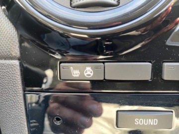 Opel Corsa D Hatchback 1.2 Twinport ECOTEC 70KM 2010 Opel Corsa KLIMATYZACJA PARKTRONIC PODGRZEWANE FOTELE PODGRZEWANA KIEROWNI, zdjęcie 10