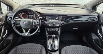Opel Astra K Hatchback 5d 1.4 Turbo 150KM 2018 Opel Astra 1.4 150ps. Benzyna GrzaneFoteleKierownica Kam.Cofania2018 1.4, zdjęcie 5