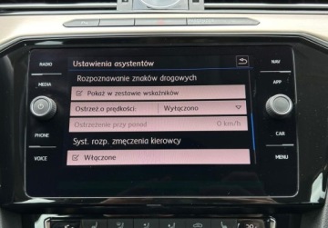Volkswagen Passat B8 Limousine Facelifting 1.5 TSI EVO 150KM 2019 Volkswagen Passat Highline Pakiety, ACC, KAmera, GPS, Active Info Display, zdjęcie 32
