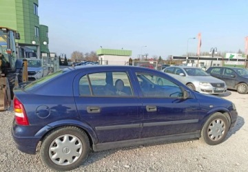 Opel Astra G Sedan 1.4 16V 90KM 2000 Opel Astra Opel Astra 1.4 Benzyna 90KM, zdjęcie 3