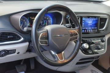 Chrysler Pacifica II 3.6 V6 291KM 2017 Chrysler Pacifica CHRYSLER PACIFICA 3.6 291KM 8-OSOB LED DVD Martwe-Pole K, zdjęcie 21