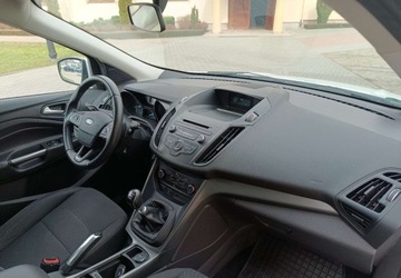 Ford Kuga II SUV Facelifting 1.5 EcoBoost 120KM 2017 Ford Kuga Przebieg 51.000 km - silnik 1,5 - 120 KM 1.5 Benzyna 120KM, zdjęcie 14