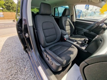 Skoda Superb II Kombi Facelifting 2.0 TDI CR DPF 170KM 2014 Skoda Superb 2.0 170Ps DSG Navi Alu Ksenon Kombi Gwarancja 2.0 Diesel 170KM, zdjęcie 28