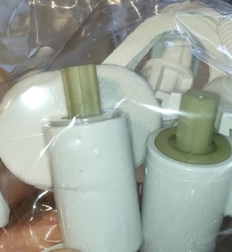 ПЕТЛИ МЕДЛЕННО ЗАКРЫВАЮЩИЕСЯ ДЛЯ ДОСОК SANIT PLAST AW