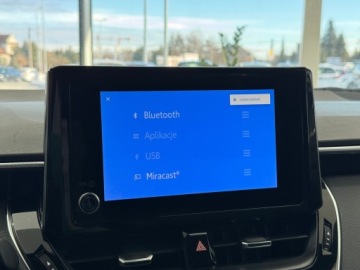 Toyota Corolla XII TS Kombi Facelifting 2.0 Hybrid Dynamic Force 196KM 2022 Toyota Corolla Comfort + Tech + Style / Kamera cof, zdjęcie 26