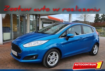 Ford Fiesta VII Hatchback 3d Facelifting 1.0 EcoBoost 125KM 2014 Ford Fiesta Titanium Climatronic Po wymianie r...