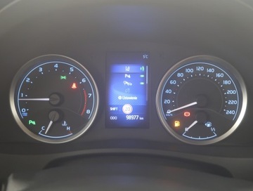 Toyota Corolla XI Sedan 1.6 Valvematic 132KM 2016 Toyota Corolla 1.6 Valvematic, Salon Polska, zdjęcie 10