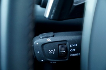 Peugeot 5008 II Crossover Facelifting 1.6 PureTech 180KM 2023 Peugeot 5008 GT kamera Skora adc NawI, zdjęcie 31