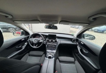 Mercedes Klasa C W205 Kombi 220 BlueTEC 170KM 2015 Mercedes-Benz Klasa C 2015 r. 2.1 Diesel 170KM, zdjęcie 18