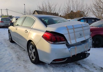 Peugeot 508 II 2018 Peugeot 508 2018r, 1.6 Benzyna. Lekko uszkodzony tyl. Jezdzi. 1.6 Benzyna, zdjęcie 2