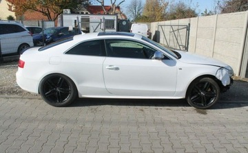 Audi A5 8T S5 Coupe 4.2 354KM 2008 Audi S5 Coupe 4.2 Benzyna 354KM, zdjęcie 3