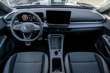 Volkswagen T-Roc I SUV Facelifting 1.5 TSI ACT 150KM 2026 Volkswagen T-Roc R-Line 1.5 eTSI 150 KM DSG -, zdjęcie 29