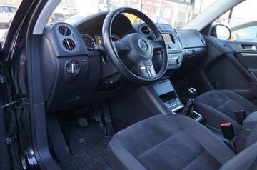 Volkswagen Tiguan I SUV Facelifting 2.0 TDI CR DPF BlueMotion 140KM 2013 Volkswagen Tiguan 2.0 TDI CR 140 KM, 4x4, Lift, Klimatronic, Navi, Hak, GW, zdjęcie 21