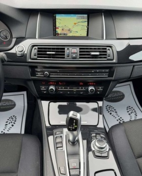 BMW Seria 5 F10-F11 Touring Facelifting 520d 190KM 2015 BMW Seria 5 190KM LIFT Automat Bi-Xenon El. Fotele OPLACONY El. Klapa, zdjęcie 3