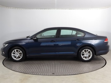 Volkswagen Passat B8 Limousine 1.4 TSI BlueMotion Technology 125KM 2016 VW Passat 1.4 TSI, Salon Polska, Klima, zdjęcie 2