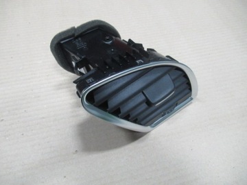 KRATKA NAWIEWU DESKI KONSOLI AUDI A5 8T1820902C