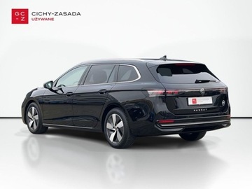 Volkswagen Passat B8 Variant Facelifting 2.0 TDI SCR 150KM 2024 Volkswagen Passat 2.0TDI 150KM Elegance DSG SerwisASO Acc Matrix Hak Navi, zdjęcie 2