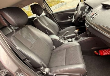 Renault Megane III Grandtour 1.6 16v 110KM 2011 Renault Megane 1.6i 110ps 6Biegow KlimaTronic PolSkory Bezwypadkowa Bardzo, zdjęcie 19