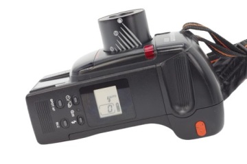 CHINON HANDYZOOM 5001 - для ремонта, запчастей, коллекции