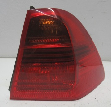 BMW E91 2.0 B 07R LAMPA PRAWY TYŁ EUROPA 7160062
