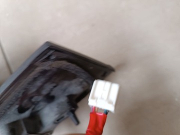 PRIUS IV ZRCÁTKO LEVÉ 9 PIN