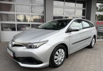 Toyota Auris II Touring Sports Facelifting 1.33 Dual VVT-i 99KM 2017 Toyota Auris salon Polska, serwis ASO Toyota, rok Gwarancja 1.3 Benzyna, zdjęcie 2