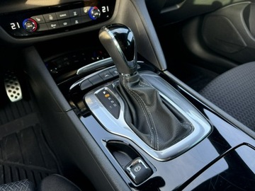 Opel Insignia II Grand Sport Facelifting 2.0 Diesel 174KM 2022 Opel Insignia 2.0 CDTi 174KM 2022r bogata wersja, zdjęcie 19