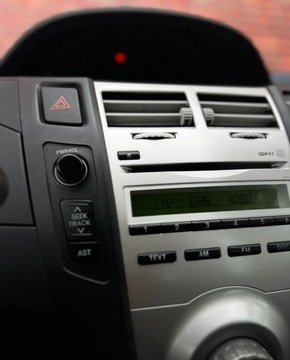 Toyota Yaris II Hatchback 5d 1.3 i VVT-i 86KM 2006 Toyota Yaris Salon PL 2 wlasciciel klima Gwarancja w cenie Warszawa VKFL, zdjęcie 22