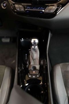 Toyota C-HR I Crossover Facelifting 1.8 Hybrid 122KM 2023 Toyota C-HR 1.8 Hybrid GPF GR Sport 1.8 Hybryda 122KM, zdjęcie 10